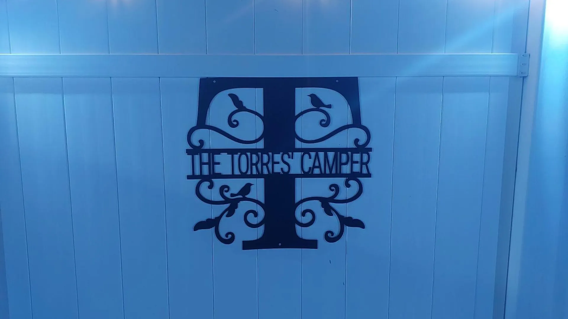 The Torres' Camper Experience! Appartement Tampa
